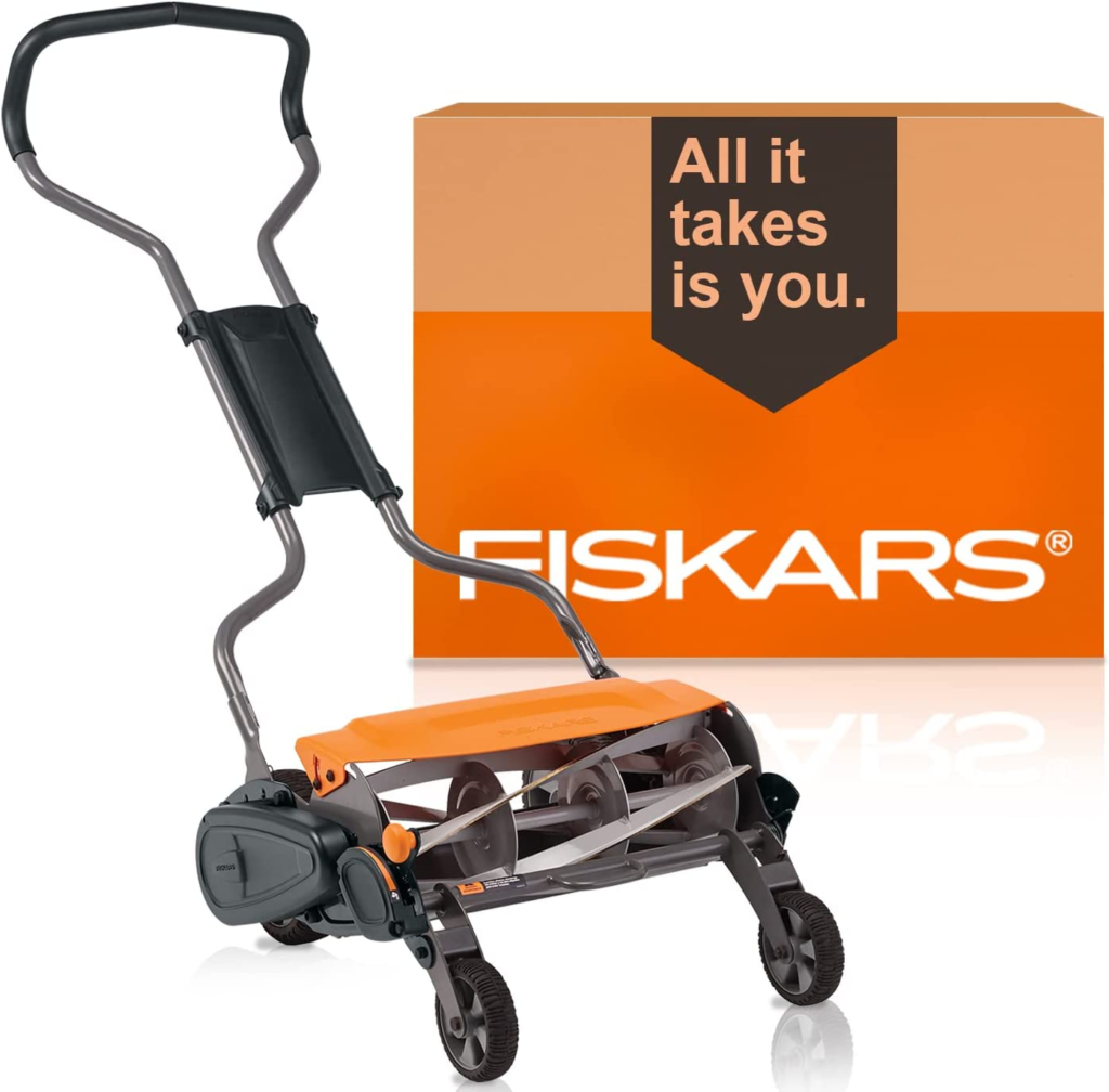 Fiskars Lawn Mowers: StaySharp Max Reel Push Lawn Mower, Eco friendly, 18” Cut Width (362050-1001)
